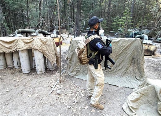 US embassy staff, Mexican police die in accident after drug lab raids