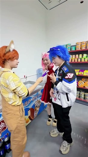 艾咪买到了同款冰淇淋！#Sonic #SonicCosplay #TeamSonic