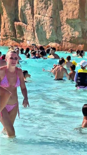 Gorgeous Wave Pool Magnificent Water Park - Tıme For Water World Journey