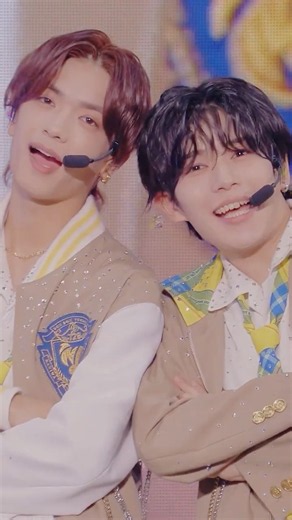 『なにわ男子 LIVE TOUR 2025 'BON BON VOYAGE'』​独占配信中⛵デビューから2025年までのアリーナツアーライブ映像4作品を何度でも💫 #なにわ男子 #プライムビデオ