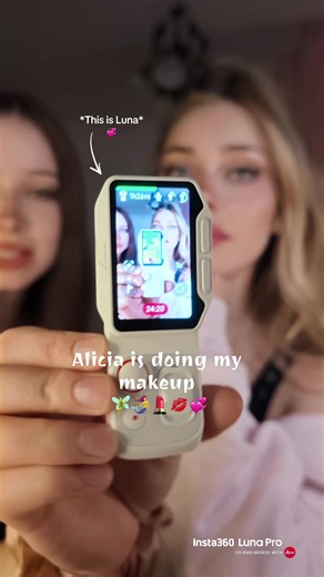 Insta360 Luna Pro review: Smooth 4x HighRes zoom for makeup videos