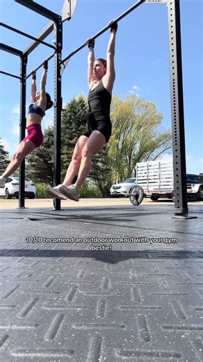 Its good for the soul! #workoutpartner #gymbestie #momswhocrossfit #outdoorworkout