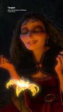 The beauty of Tangled's opening scene☀️🌼