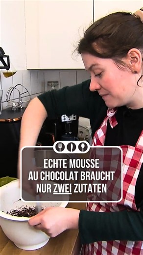 Von wegen locker-leicht: Die gebürtige Französin Elise serviert den beliebten Nachspeise-Klassiker auf die traditionelle Art. Wie macht ihr Mousse au Chocolat? 🍫 DAS PERFEKTE DINNER – montags bis freitags um 19 Uhr bei VOX oder jederzeit auf RTL #VOX #DasPerfekteDinner #RTLPlus #Freiburg #MousseauChocolat 🍽️VOX; DasPerfekteDinner; RTLPlus;