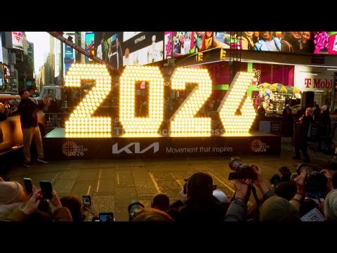 The 2-0-2-6 numerals arrive in Times Square ahead of the New Years Eve ball drop