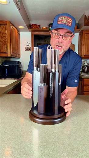 Sio Kami 14-Piece Knife Set Review: Is the Magnetic Block Worth It?