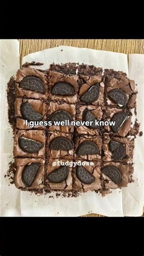 Who doesn't love warm, fudgy brownies or soft cookies??