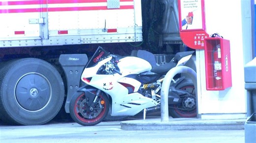 Woman arrested for suspected DWI after crash at Southeast Side gas station