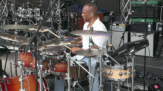 Jonathan Butler live at the 2026 Seabreeze Jazz Festival | Seabreeze Jazz Festival