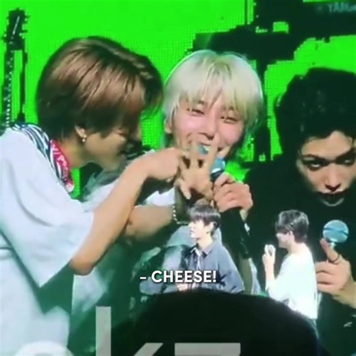 Nostalgic Concert Memories with Stray Kids