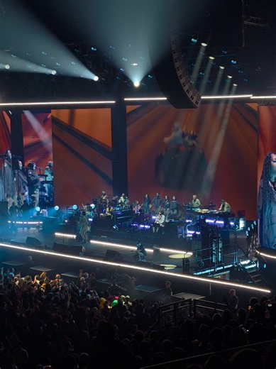 Gorillaz - 19-2000 Live Concert Clip | Gorillaz Tour 2026