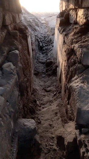 New Survey Found Hidden Walls Under Sand Around a Known Egyptian Site