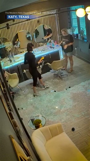 Texas salon door shatters dramatically