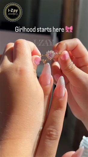 Adjustable Ring for Every Finger Size 💍 | One Ring Fits All | Trending Fashion Jewelry #Shorts