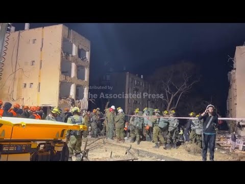 Dozens injured after Iranian missile strikes target southern Israeli city