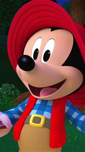 Make S'mores with Mickey Mouse and Minnie Mouse 🍫 | Me & Mickey | Disney Jr.