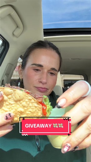GIVEAWAY TIME 💸💸💸 To be eligible you have to be a US resident, 18 or older, and have an active Venmo account To enter you just need to follow me here, like and comment on this video! I will be picking 4 winners to Venmo $500 Sunday November 1st in my TikTok stories! Love you all and thanks for being here ❤️ #giveaway #MomsofTikTok #Chipotle #fyp