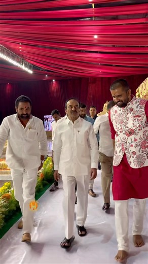Eatala Rajender Spotted at Kukatpally MLA Son Wedding #eatalarajender #mla #wedding #marriage