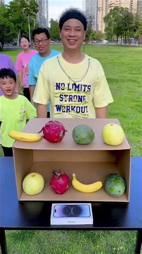 Guessing Fruit Challenge Is So Exciting, Who Guessed It Right?! # Funnyfamily#Partygames#Familygames