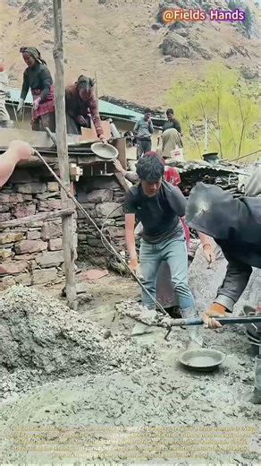 Mountain Community Construction! Manual Material Transfer System