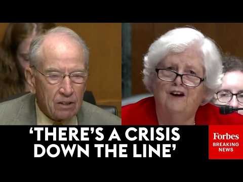 'We've Got To Wake This Entire Nation Up': Chuck Grassley Urges AARP VP To Sound Alarm About SS Cuts