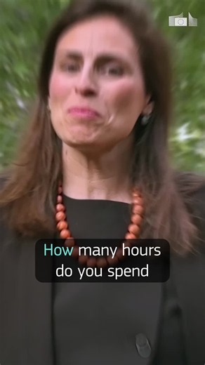 How does the time you spend on social media affect your wellbeing?   Meet Romina, one of our scientists working on the societal implications of digital transformation.   Her team explores how digital… | EU Science, Research and Innovation