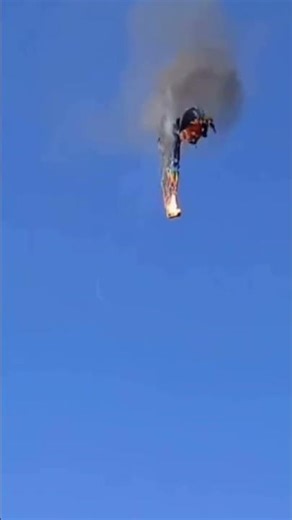 21 People Trapped as Hot Air Balloon Erupts Mid‑Air😳#didyouknow #howto #what