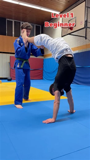 🥋Handstands in Judo Training Build strength, balance, coordination, and control. #judo #bjj