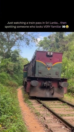 WAIT… IS THAT ASA BUTTERFIELD IN SRI LANKA?! 🤯🚂🇱🇰 #travelshorts