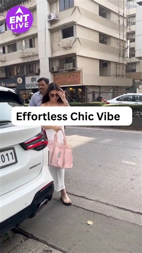 Tara Sutaria turned heads with a simple yet stylish look and elegant accessories