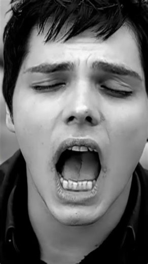 My Chemical Romance - I Don't Love You 😥 #shorts