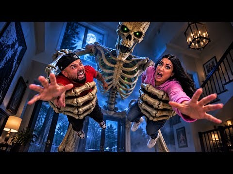 We Caught the GIANT SKELETON Moving…😱