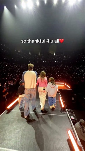 all of our family under one roof💛