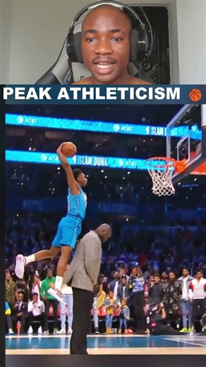 He really jumped over SHAQ! 😱🏀 (Hamidou Diallo)
