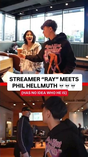 Phil Hellmuth Just SPAWNED Randomly 😭 (via @RayLiveee) #poker #casino #philhellmuth
