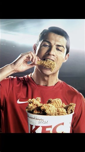 Ronaldo Eats Fast Food… Then This Happens 😳💪