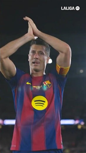The last minutes of Lewy at home ❤️‍🩹 #shorts #lewandowski #fcbarcelona