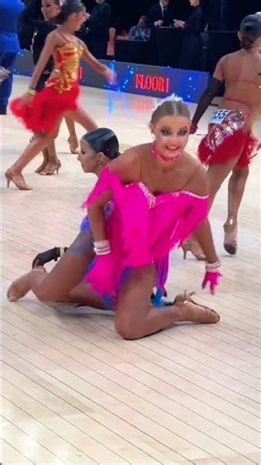 Jive😱🫣 #livemusic #oldies #music #missuniverse #dance #dancer #latina #jive #video #shorts