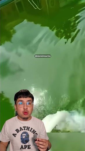 How to clean a green, algae-filled swimming pool without draining the water