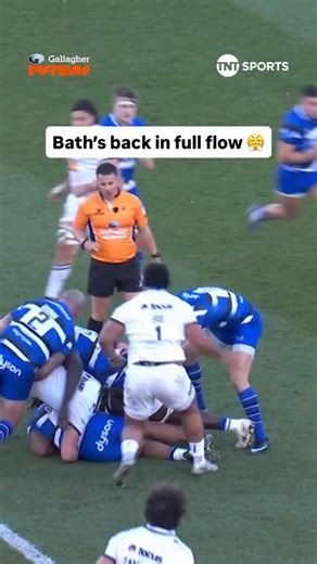 Finn Russell, Louie Hennessey and Santi Carreras slicing the defence open 🔪 Watch live on TNT Sports | @tntsportsrugby | Premiership Rugby