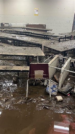 Floodwaters surge into Wisconsin Elementary school