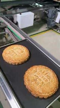 Creating Edible Art Together#baking #chineseburger#mooncake