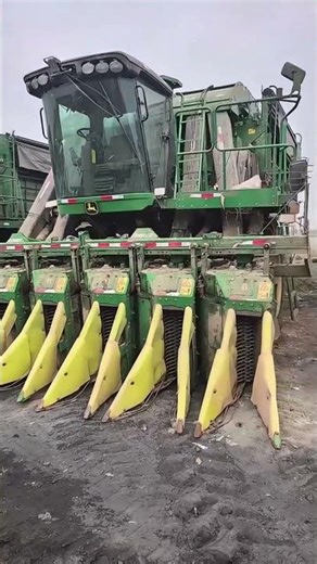 John Deere cotton harvester#cotton #johndeere #cottonharvester #agriculturalmachinery