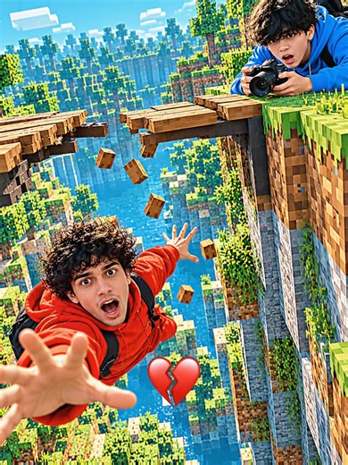 NICO FILMED CASH’S INSANE FALL!😱📸 #minecraft #shorts