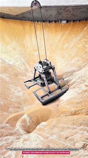 Clamshell Grab Dredging Machine capacity 150 Ton/hour