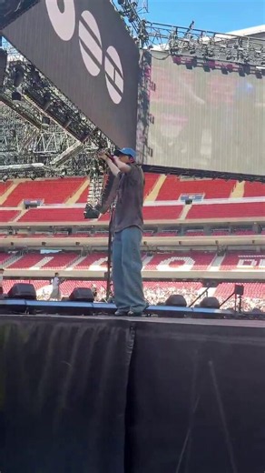 #JIN - Soundcheck Day 1 in Madrid🇪🇸