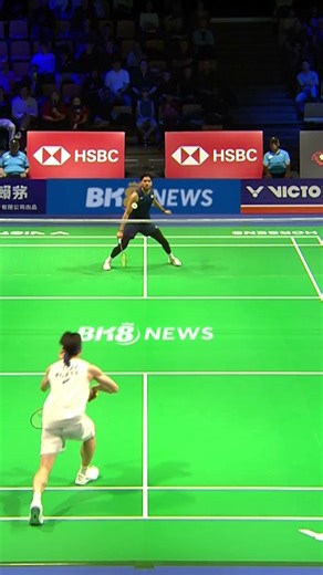 Backhand wizardry stuns the court #shorts #badminton #BWF