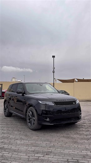 🚨 SUNDAY AUTO AUCTION | 12th APRIL 🚨 200 vehicles hitting the floor — your next ride is just one bid away. From budget-friendly commuters to luxury icons, SUVs, and high-performance machines — find it all under one roof. 🌐 Online bidding coming soon — join the action from anywhere. 🕕 Auction kicks off at 4:30 PM 📍 Khat Al Jazeera Cars Auction 🔥 Bigger lineup. Better deals. Next-level savings.