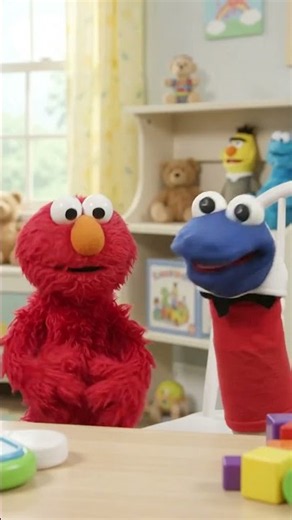 🎵 Singing The Iconic Sesame Street Theme Song