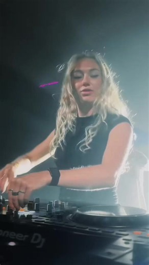 Lunatic ❤️🎧❤️ #creatorsearchinsight #lunatic #musicdj #party #fyp